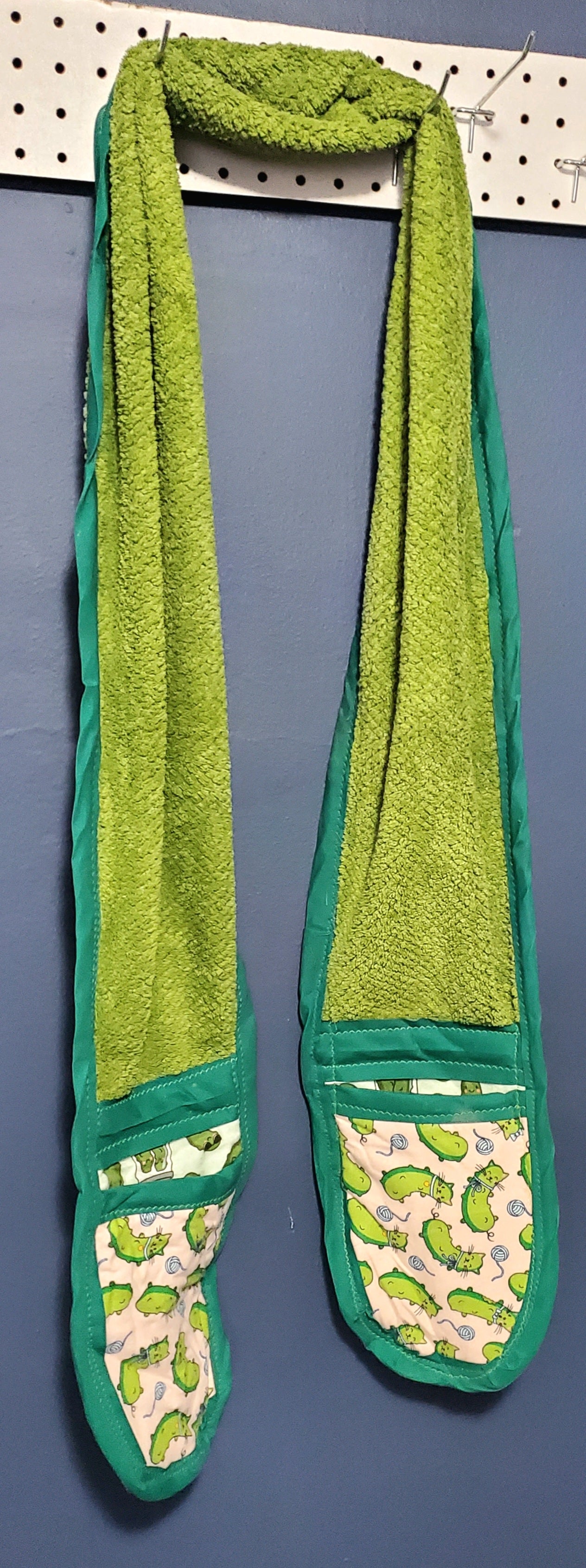 Kitchen Boa for tall people pickles and pickle kitties